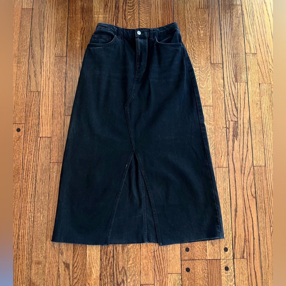 Topshop MOTO denim midi skirt in washed black Size US 10, EUR 42, UK 12,